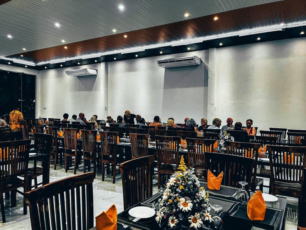 Acme Grand Hotel Habarana Exterior photo