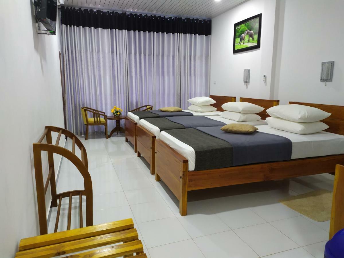 Acme Grand Hotel Habarana Exterior photo
